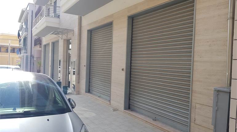 PIANO TERRA USO GARAGE