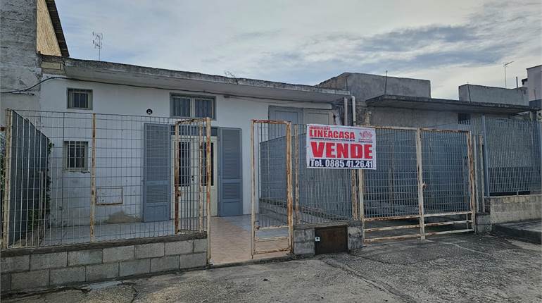 Casa + box e area sovrastente