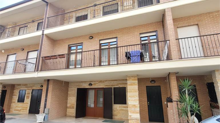VILLETTA A SCHIERA