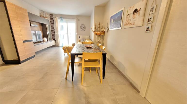 APPARTAMENTO AL MARE